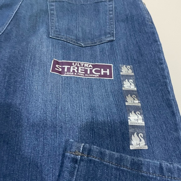 Gloria Vanderbilt Jeans Size 14. Classic Fit, Tapered Leg, Mid-Rise. NWT! - Picture 7 of 9
